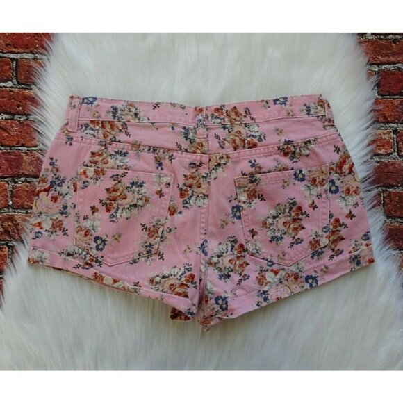 💰3/$25 Forever 21 Women's Floral Denim Jean Shorts Button Fly Pink Festival 30 - Picture 2 of 12